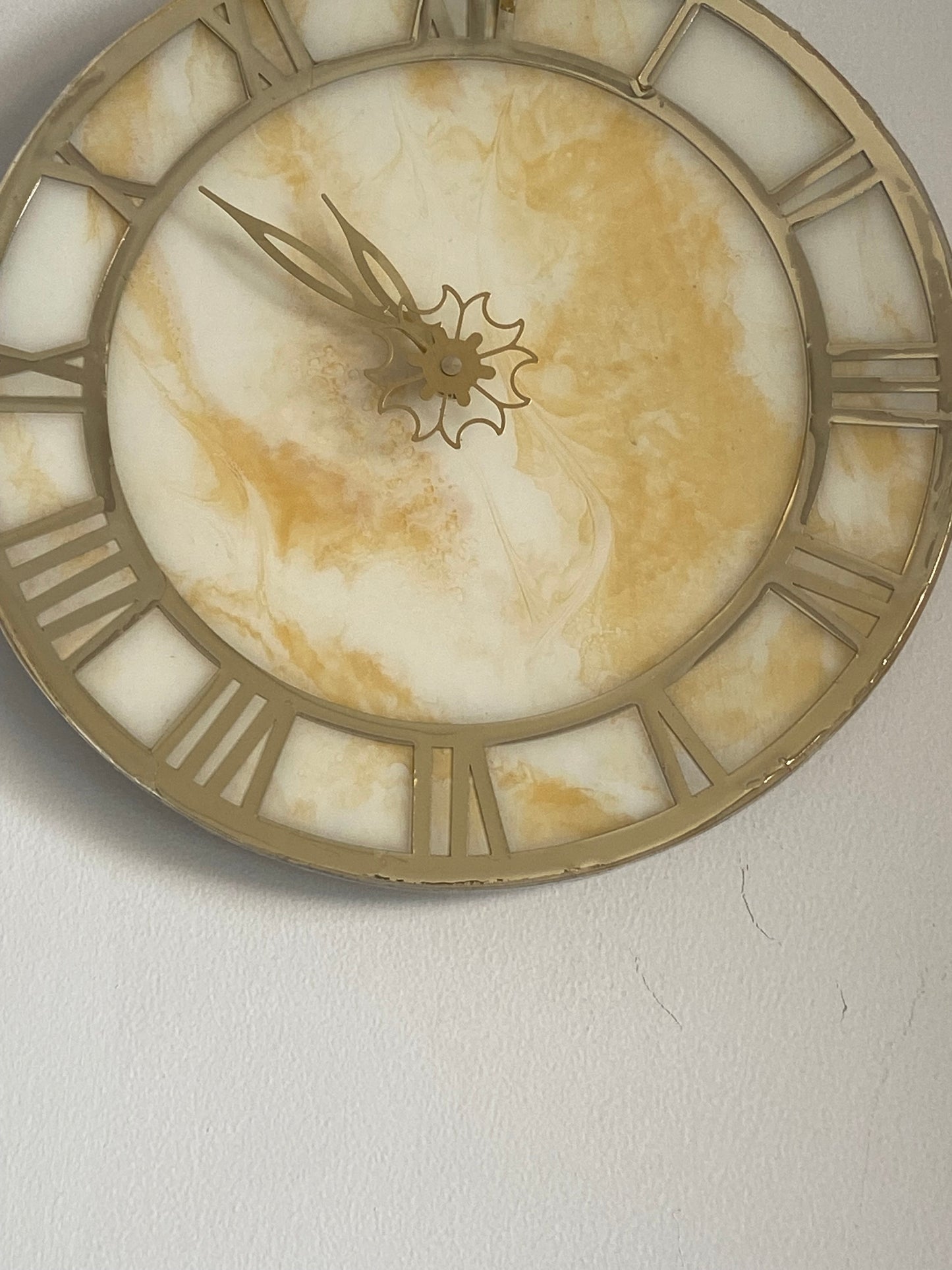 Interior decor with our unique Resin Wall Clock in Marble Texture