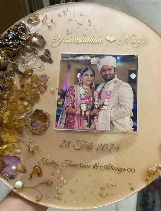 Varmala Preservation, 12 Inch, Round, Elegant Photo Frame - Personalized Keepsake for Newlyweds, Wedding Gift & Memory Preservation