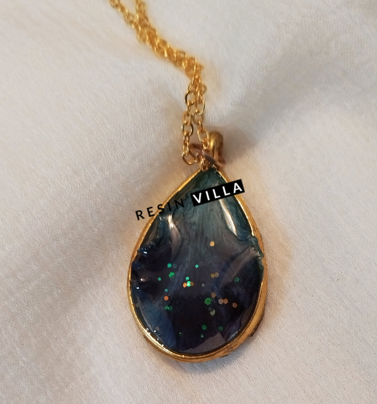 Resin Art, Jwellery, Golden Drop Bezel Shape Pendant For Girls / Female