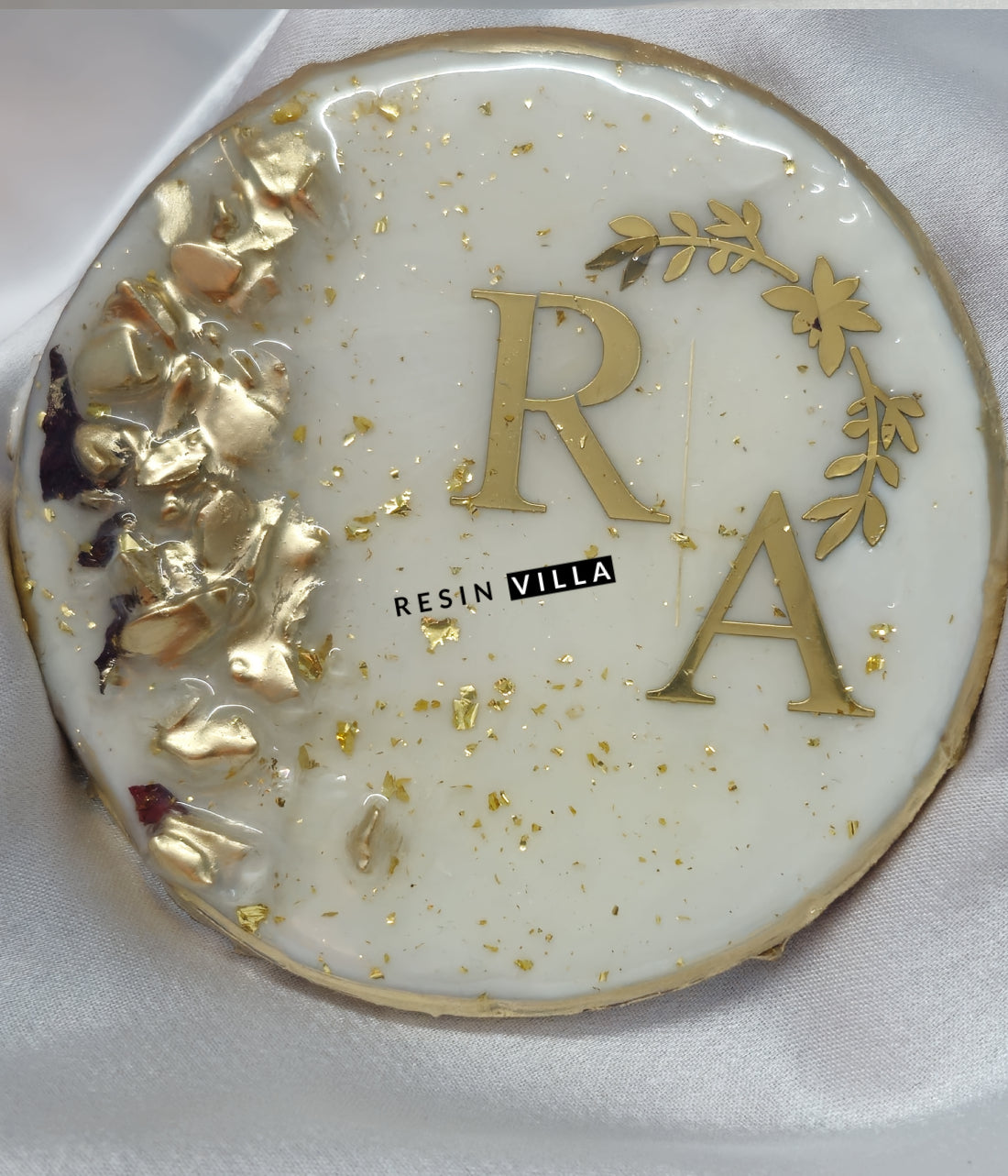 giveaways or favor gifts with initials