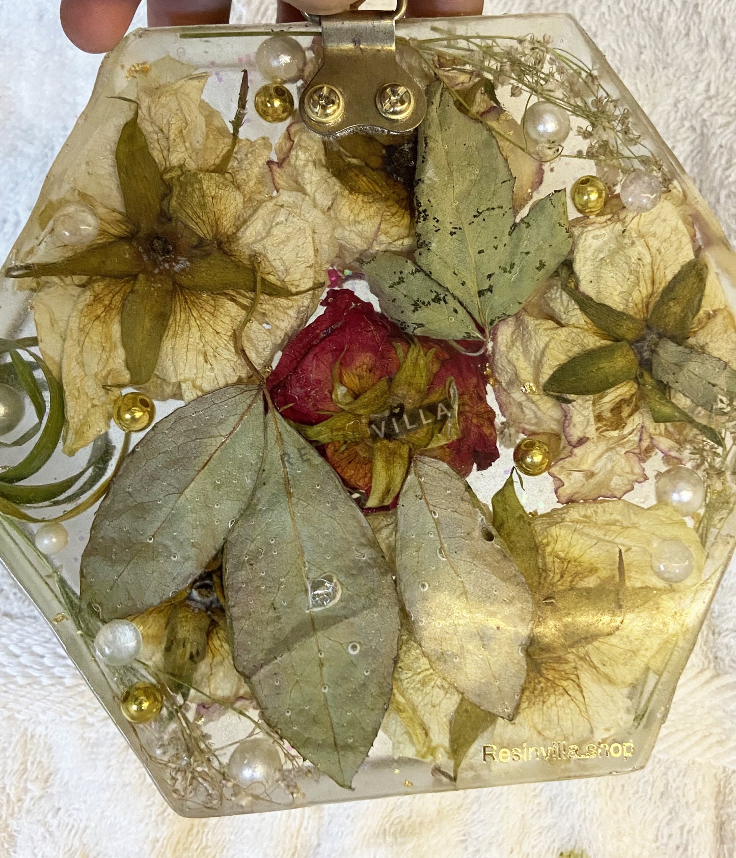 Floral Bouquet Preservation is perfect for commemorating your anniversary