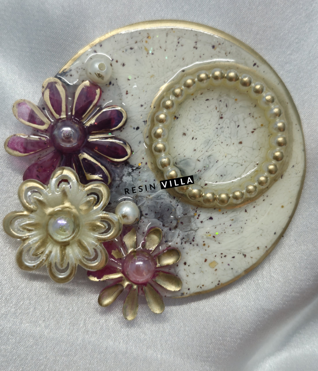 Round Sagun Resin Coin Platters