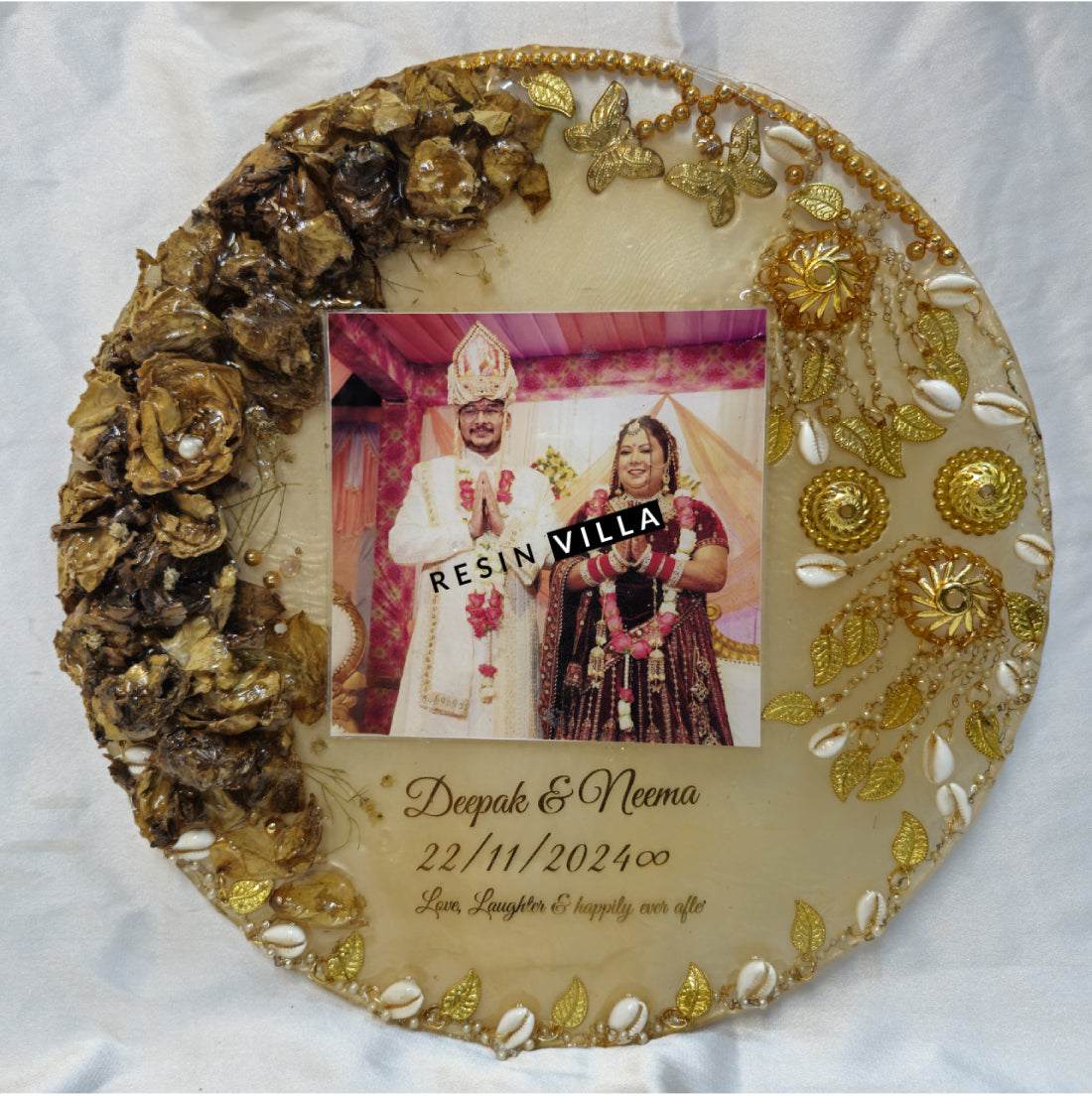 Varmala preservation, resin art, varmala preservation in delhi, noida, gurgaon, photo frame album