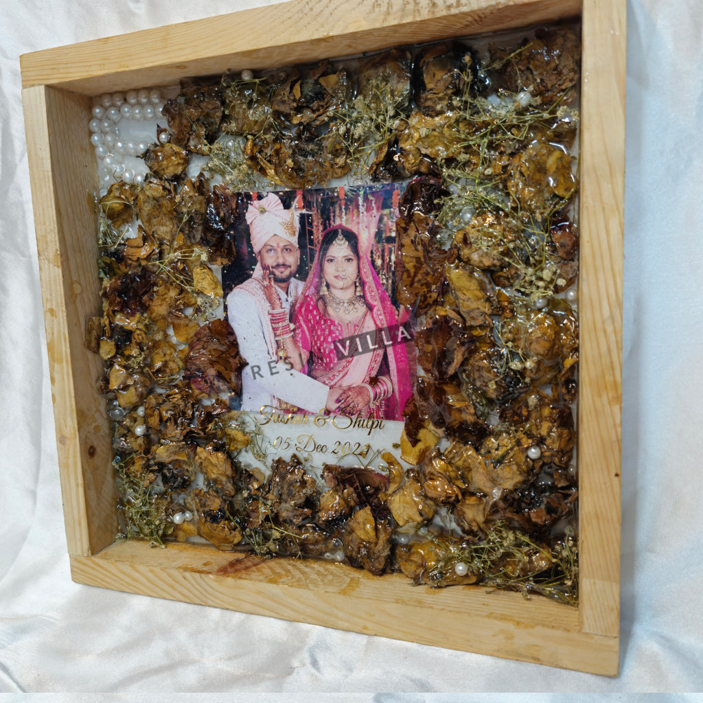 रेज़िन आर्ट, वरमाला संरक्षण, 12" लकड़ी का चित्र फ़्रेम, विवाह आभूषण, युगल के लिए वरमाला संरक्षण