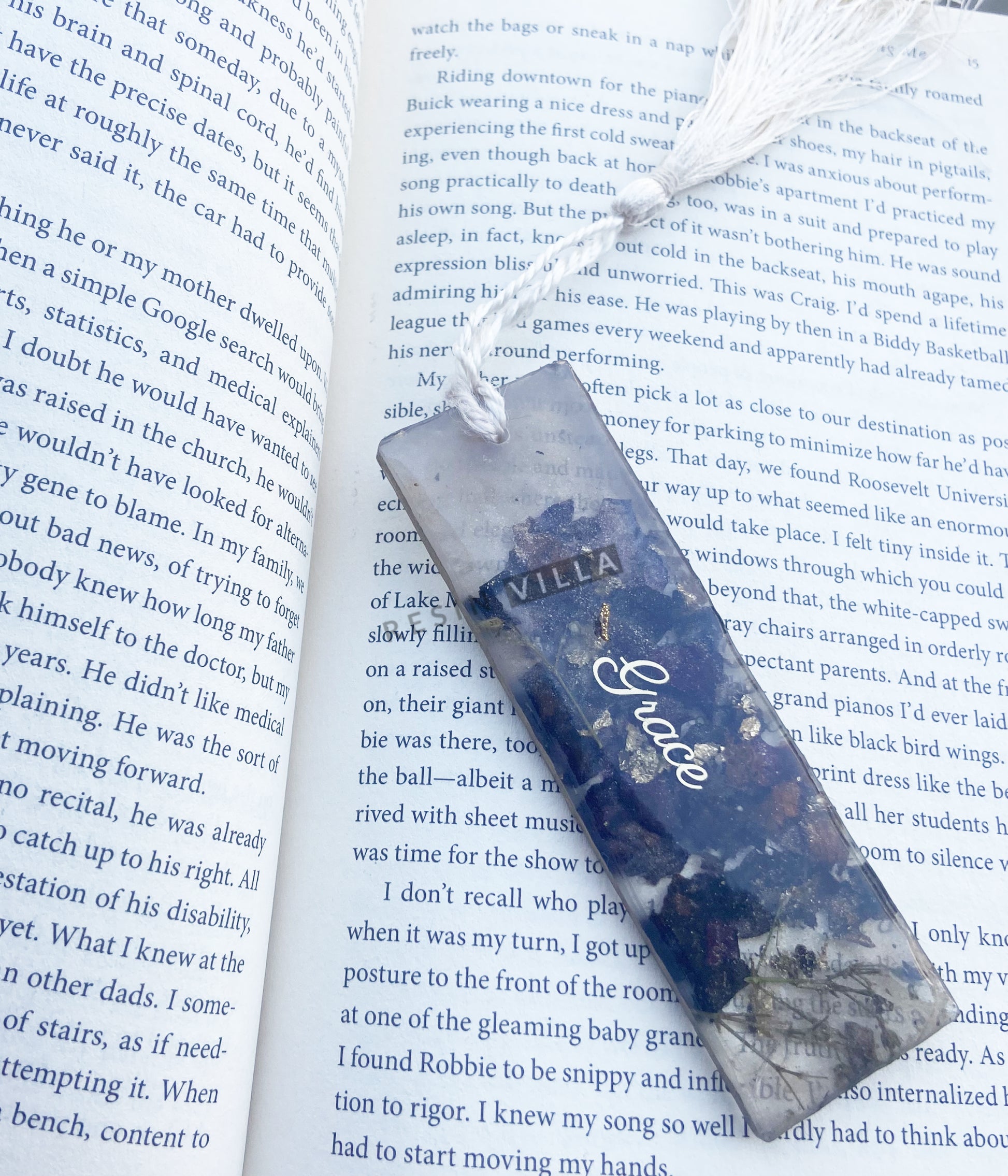 Rose Flower Preservation in Medium Size Grace Bookmark