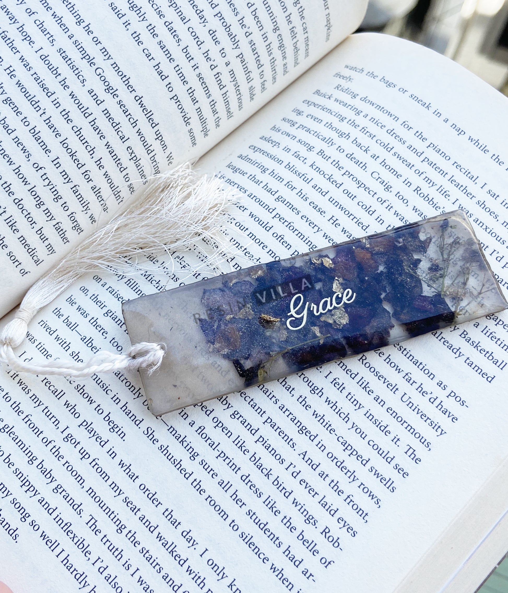 Rose Flower Preservation in Medium Size Grace Bookmark