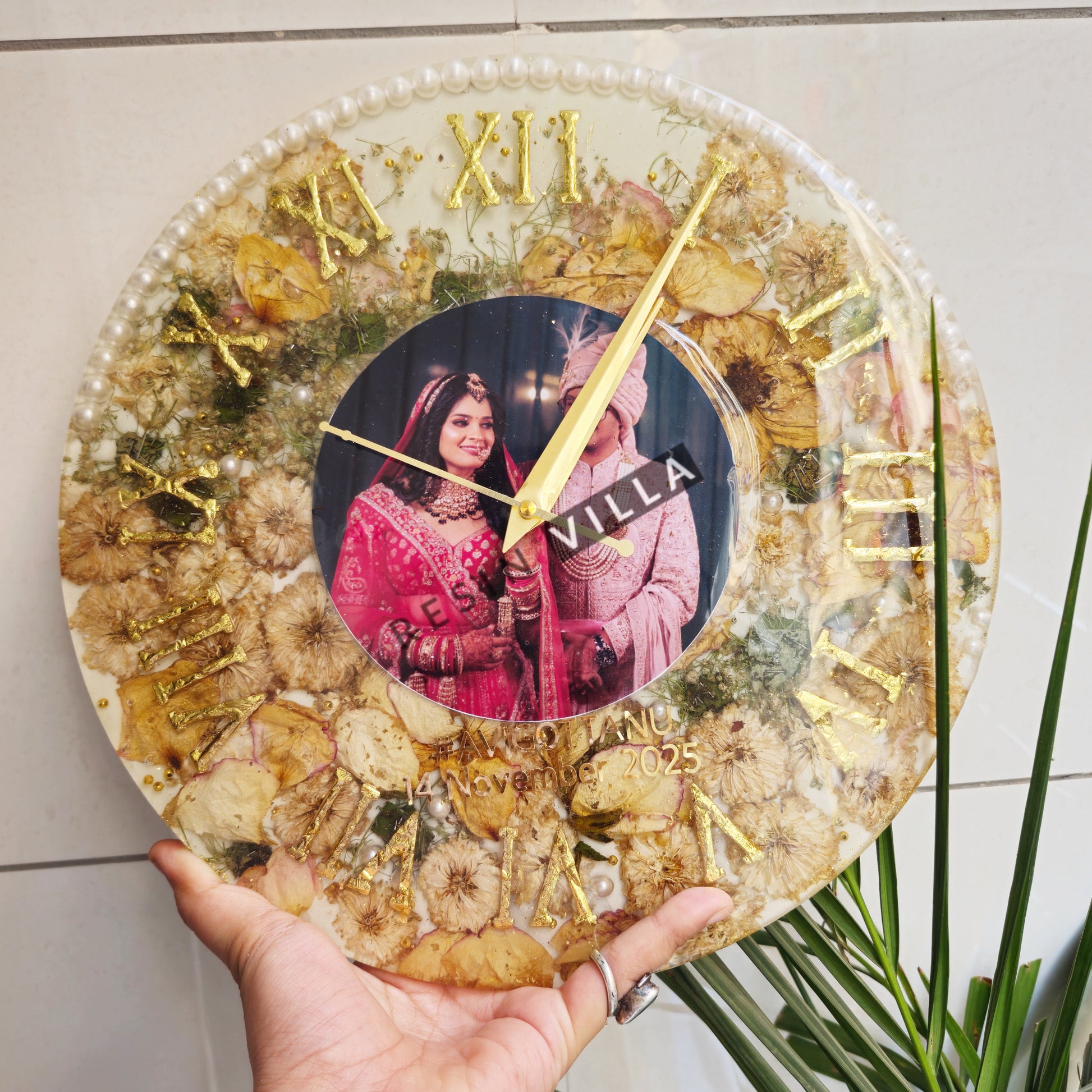 wedding varmala preservation wall clock resin art Delhi NCR
